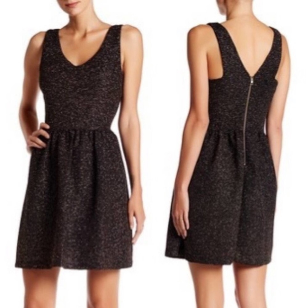 Love...Ady | Beautiful Black and Gold Glittery Dress